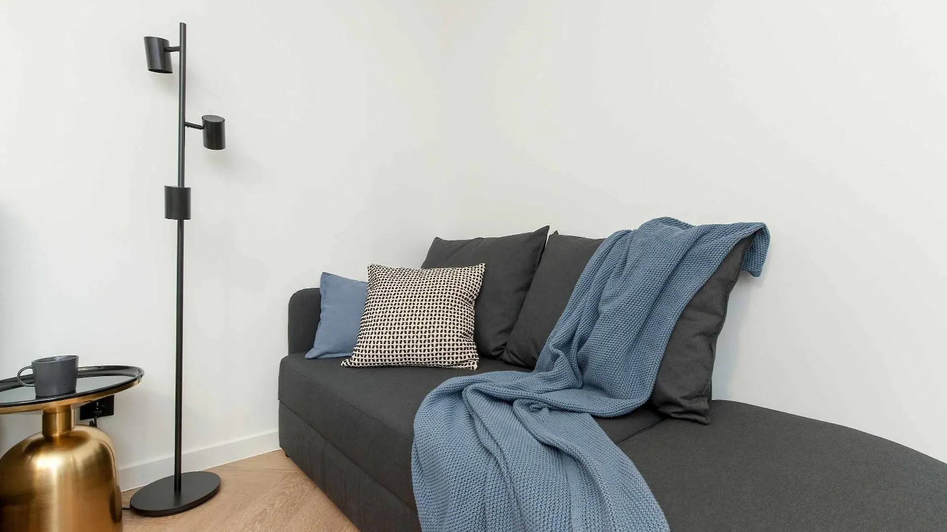 Apartment Modern & Bright Studio With Garden By Rent Like Home Gdansk