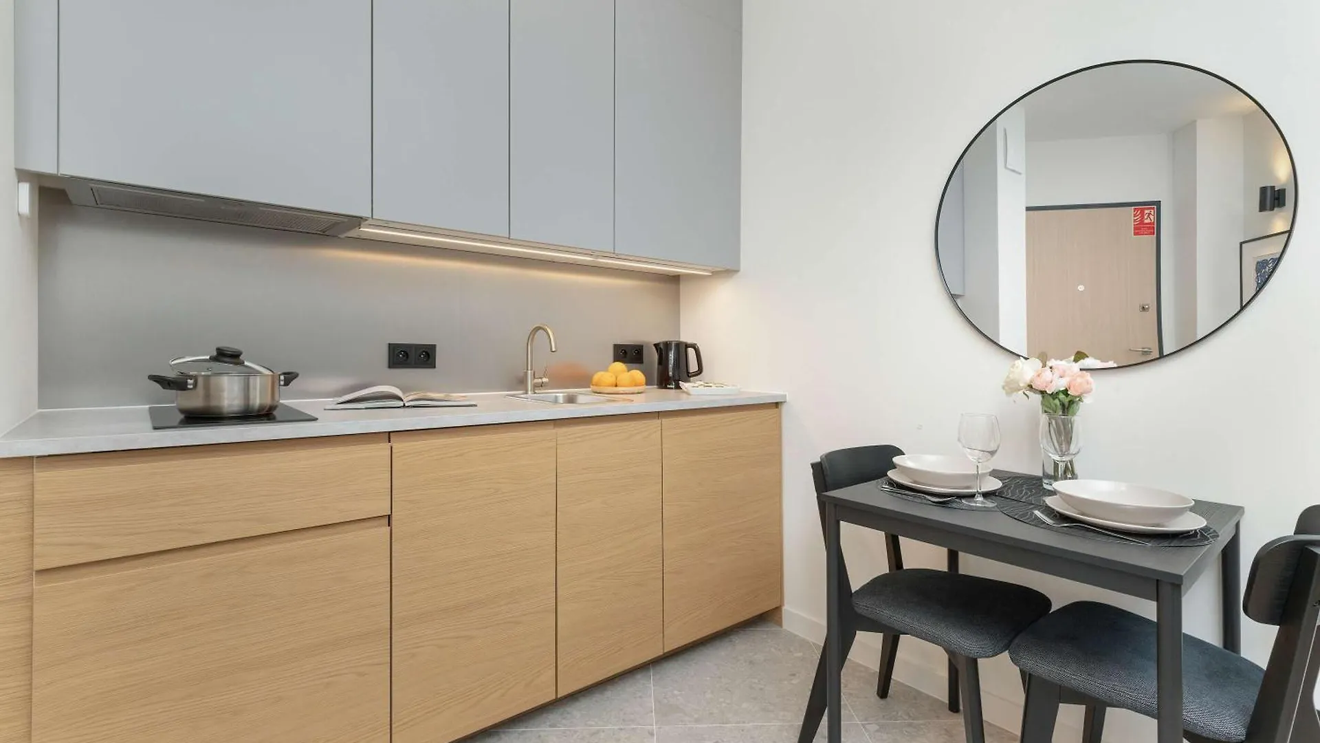 Modern & Bright Studio With Garden By Rent Like Home Gdańsk